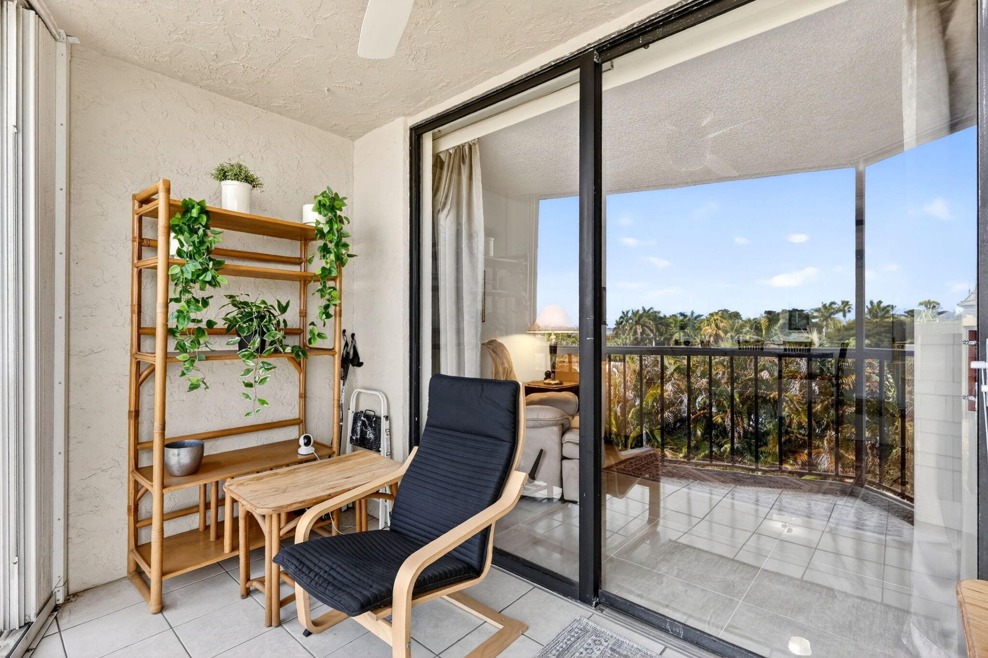 890 N Federal Highway, Unit 403, Lantana, FL 33462 Photo