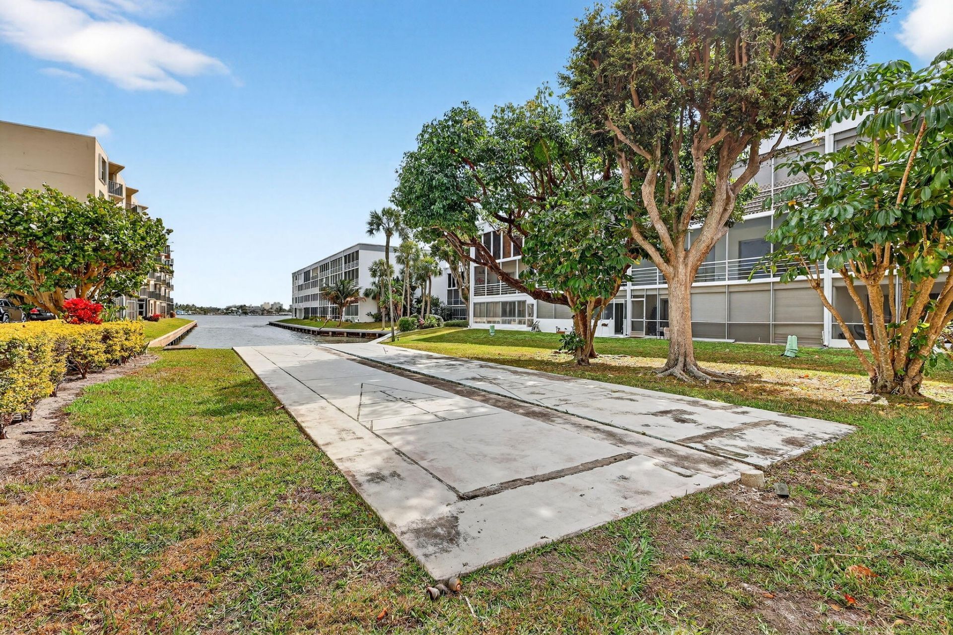 890 N Federal Highway, Unit 403, Lantana, FL 33462 Photo