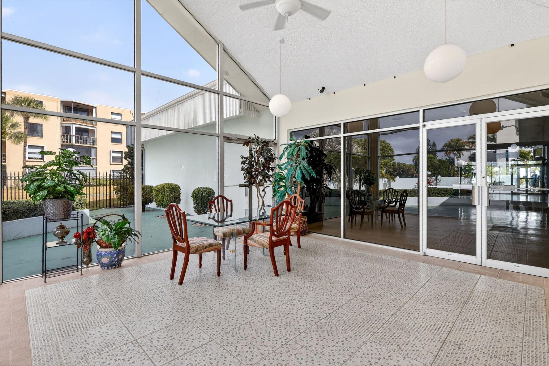 890 N Federal Highway, Unit 403, Lantana, FL 33462 Photo