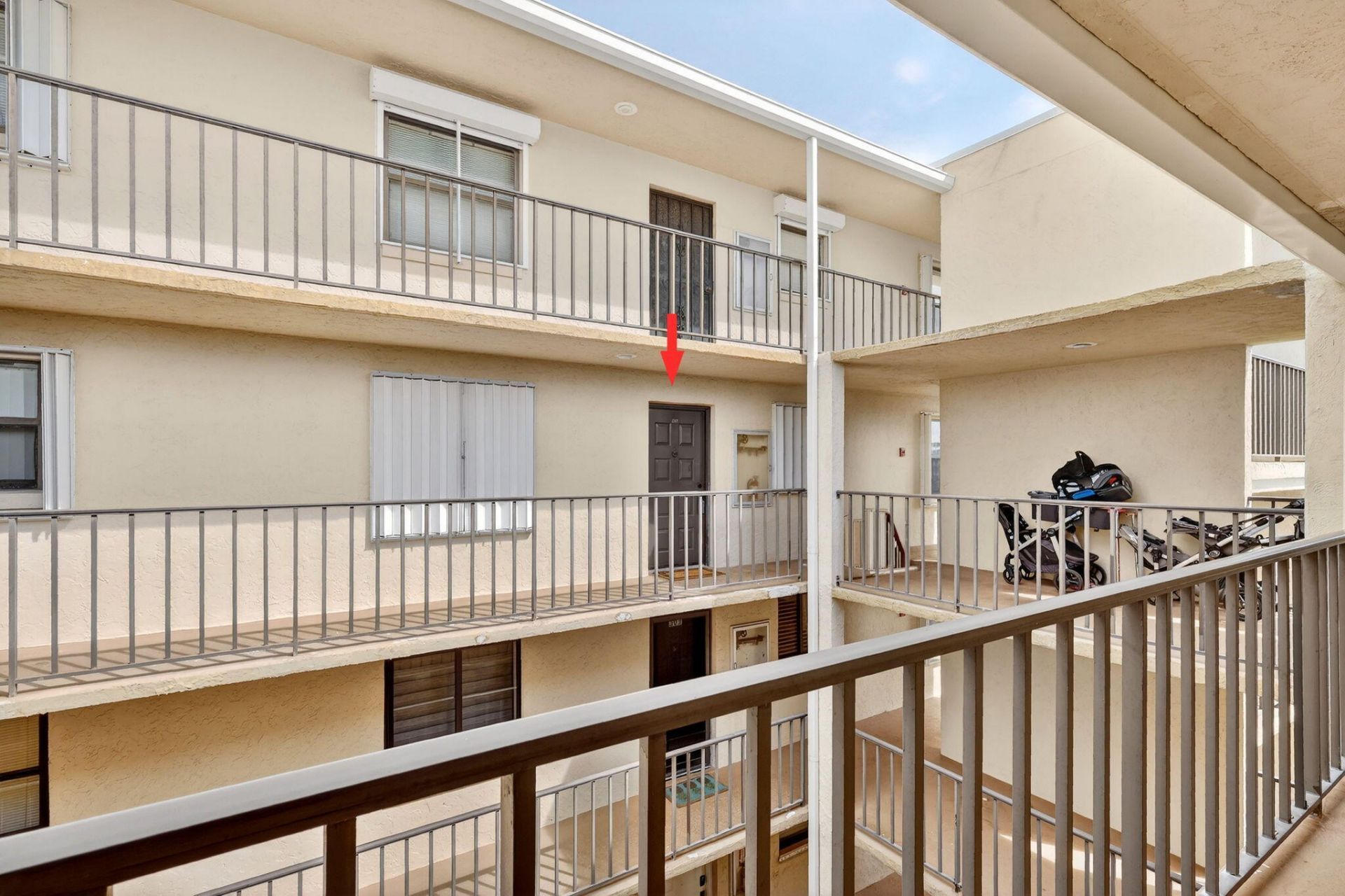 890 N Federal Highway, Unit 403, Lantana, FL 33462 Photo