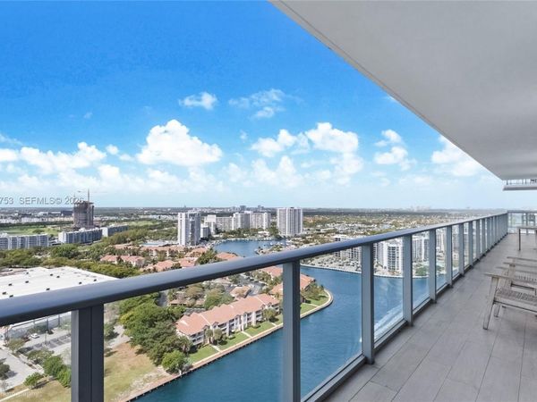 4010 S Ocean Dr , Unit R2204, Hollywood, FL 33019