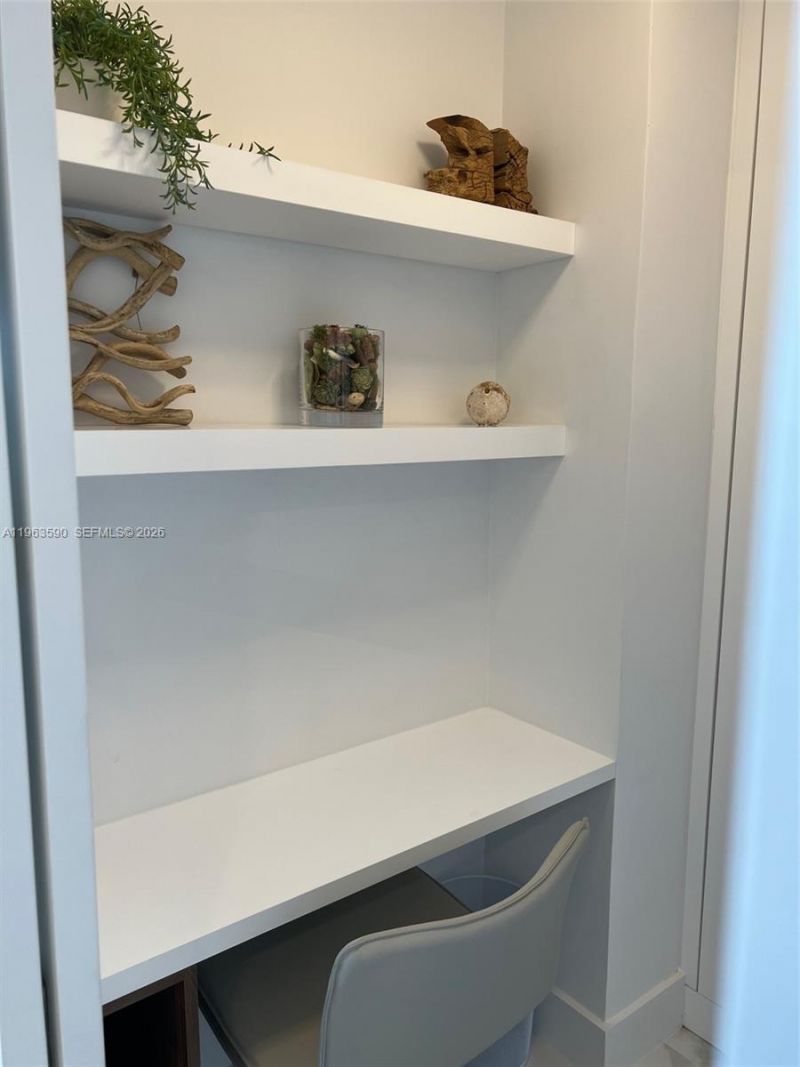 100 Lincoln Rd, Unit 1548, Miami Beach, FL 33139 Photo