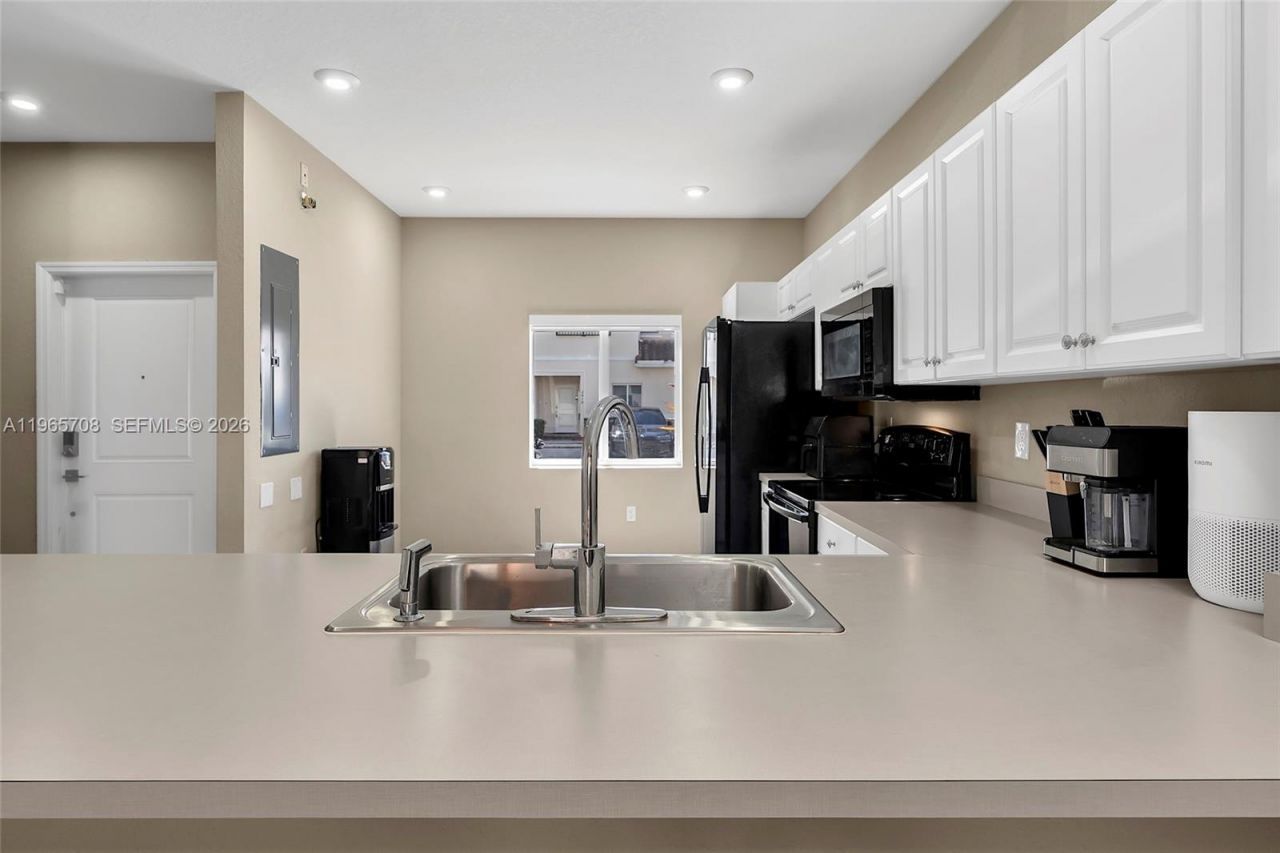 2819 NW 181st St, Miami Gardens, FL 33056 Photo