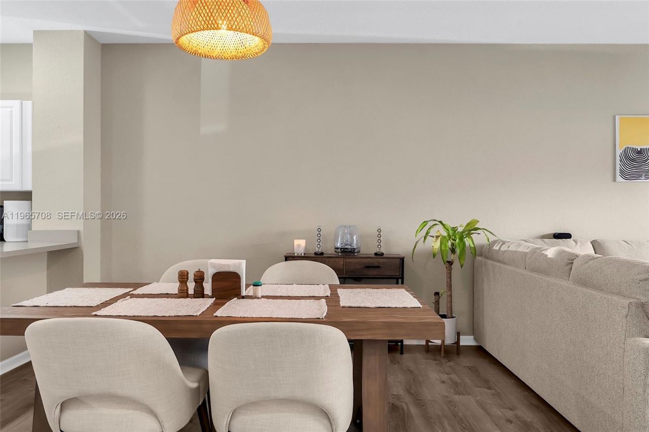 2819 NW 181st St, Miami Gardens, FL 33056 Photo