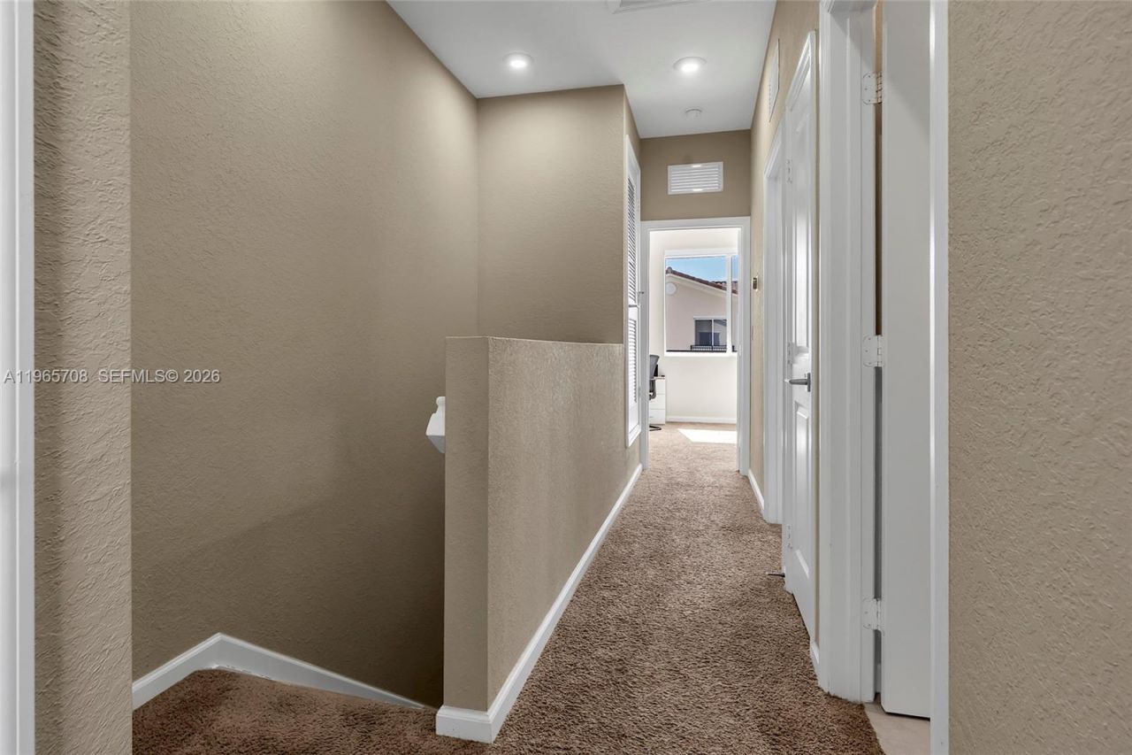 2819 NW 181st St, Miami Gardens, FL 33056 Photo