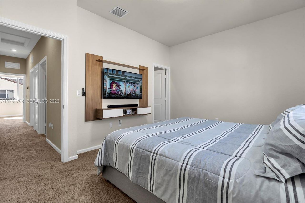 2819 NW 181st St, Miami Gardens, FL 33056 Photo