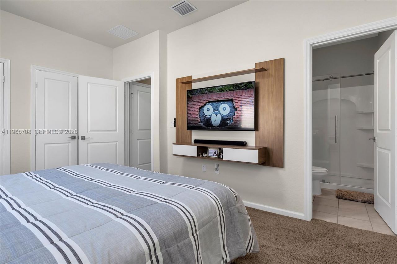 2819 NW 181st St, Miami Gardens, FL 33056 Photo