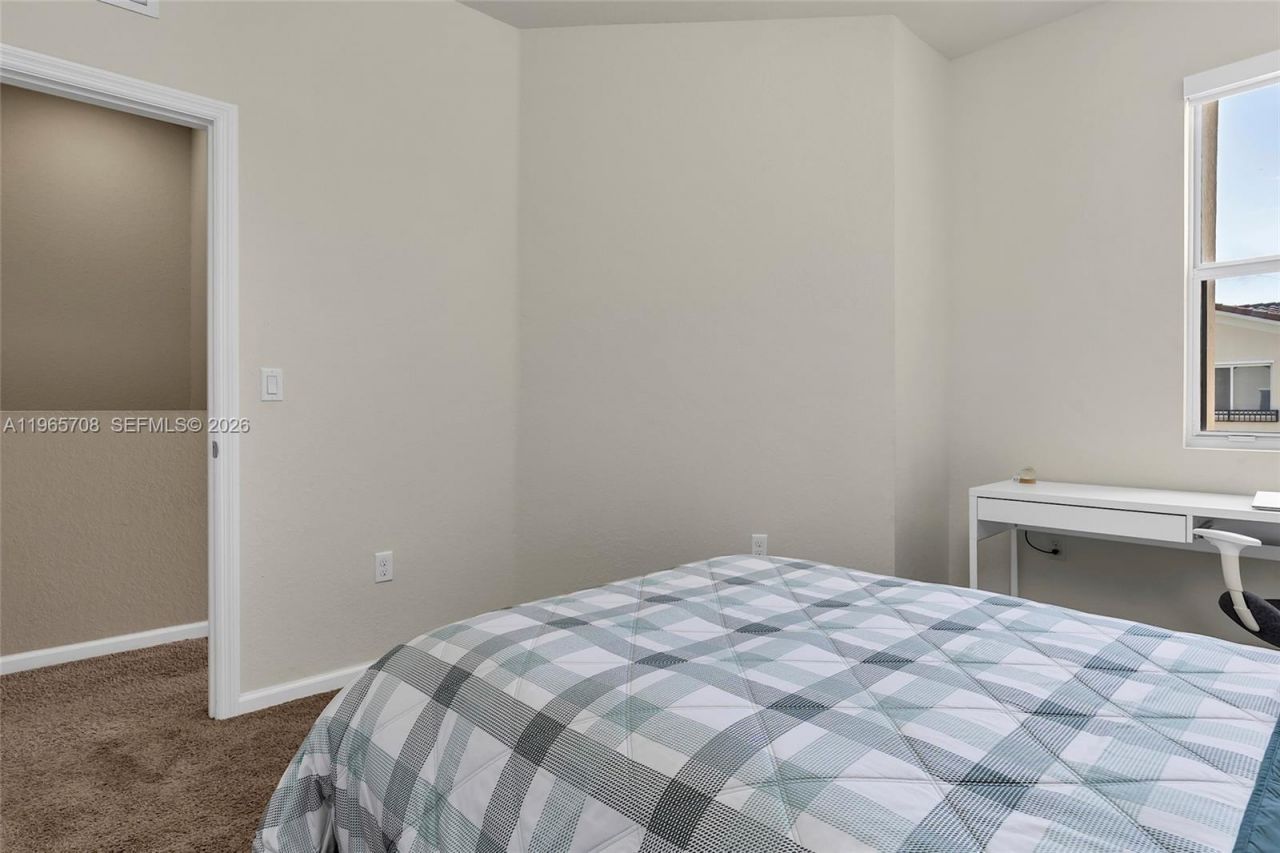 2819 NW 181st St, Miami Gardens, FL 33056 Photo