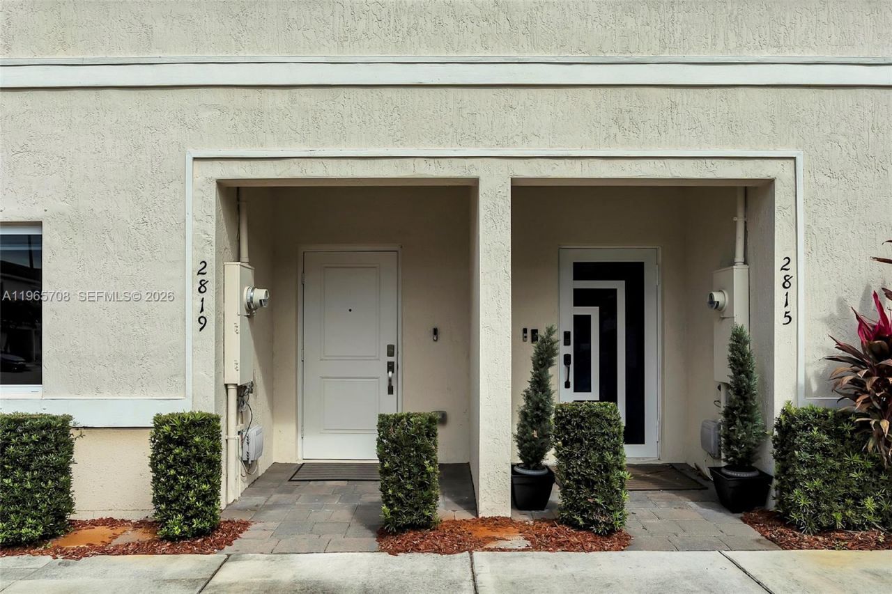 2819 NW 181st St, Miami Gardens, FL 33056 Photo