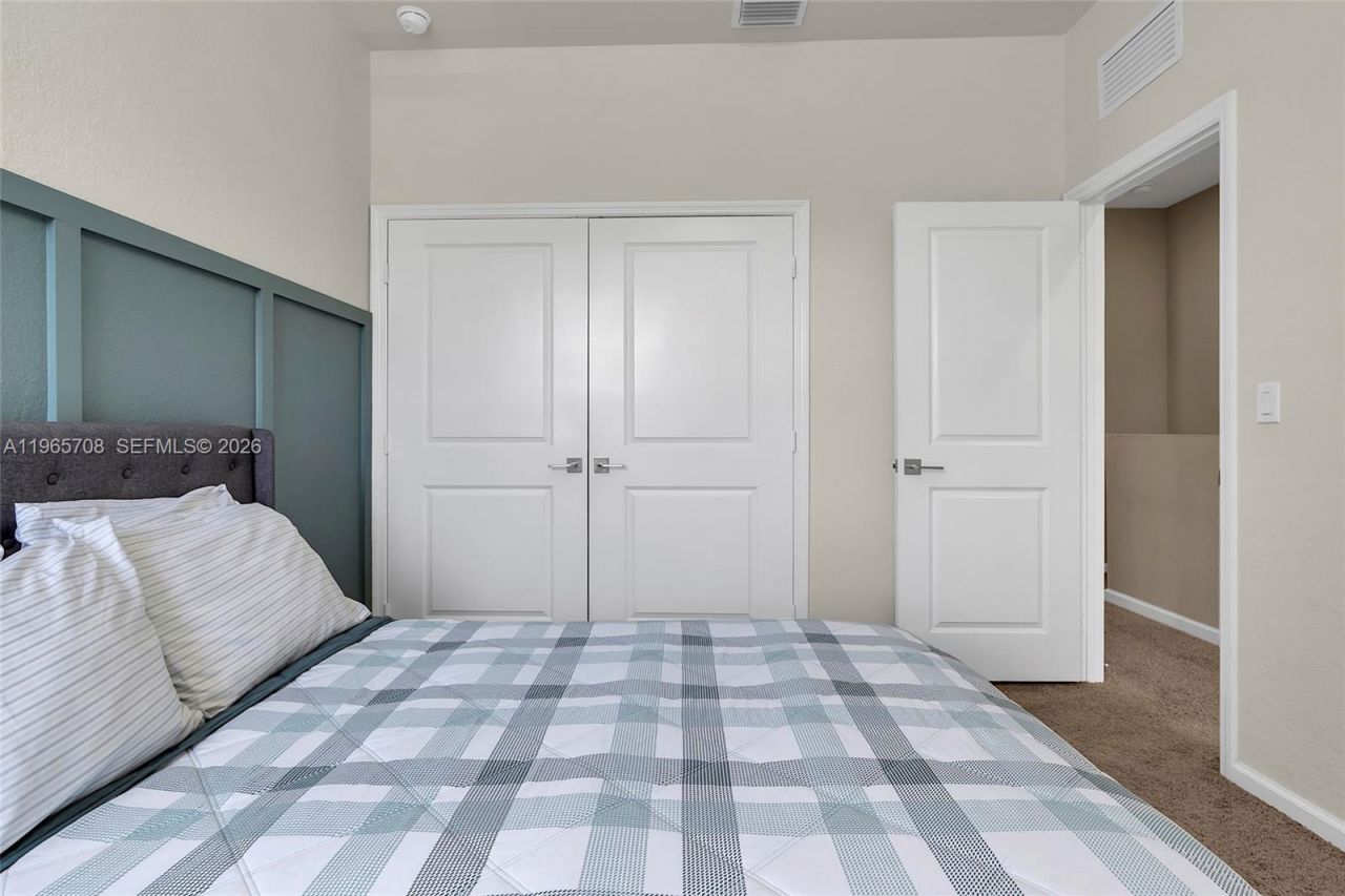 2819 NW 181st St, Miami Gardens, FL 33056 Photo