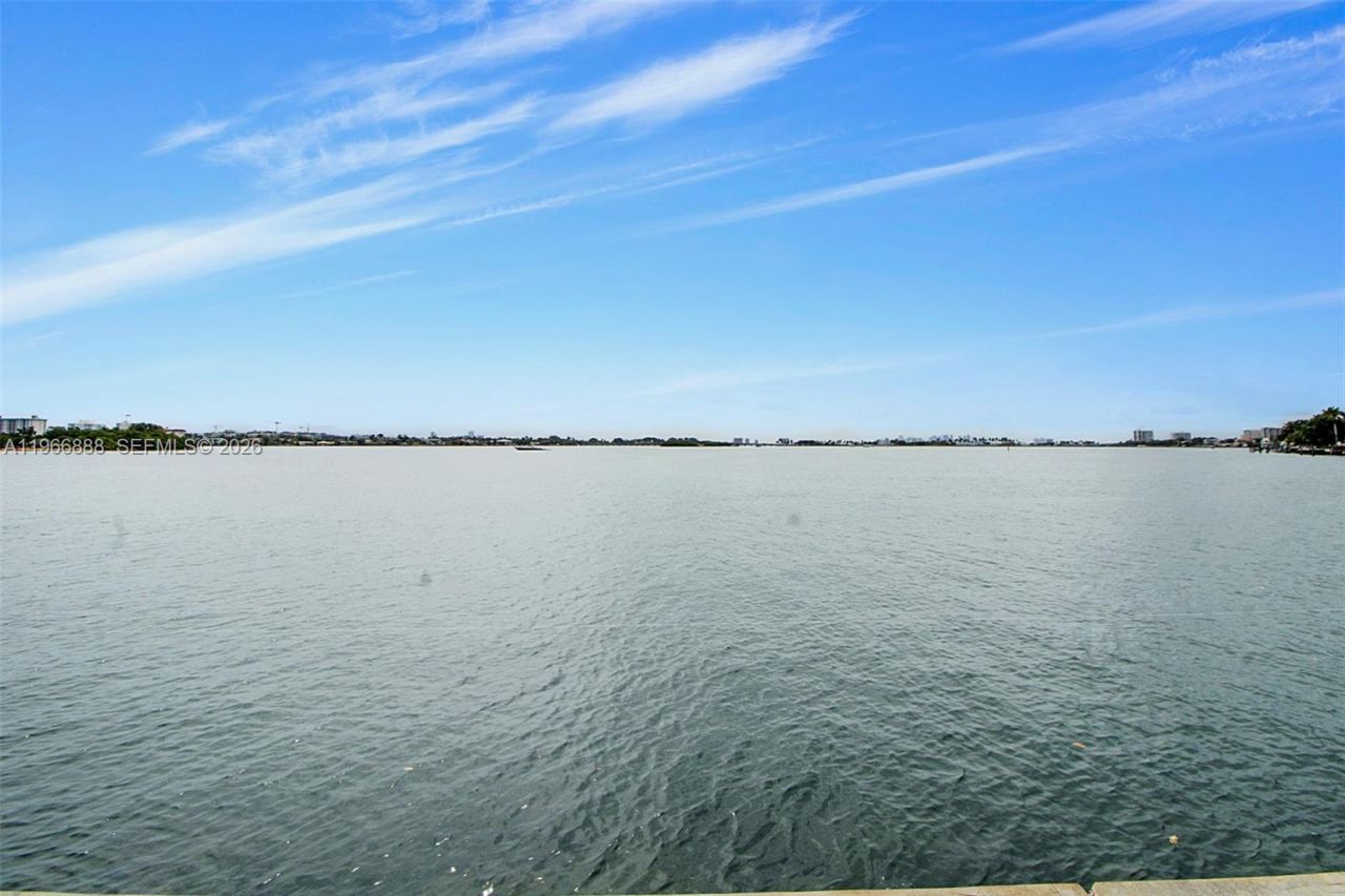 2700 NE 135th St , Unit 12, North Miami, FL 33181 Photo