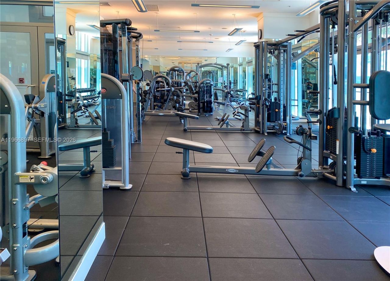 90 SW 3rd St , Unit 1602, Miami, FL 33130 Photo