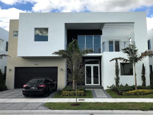 10055 NW 75th St , Doral, FL 33178