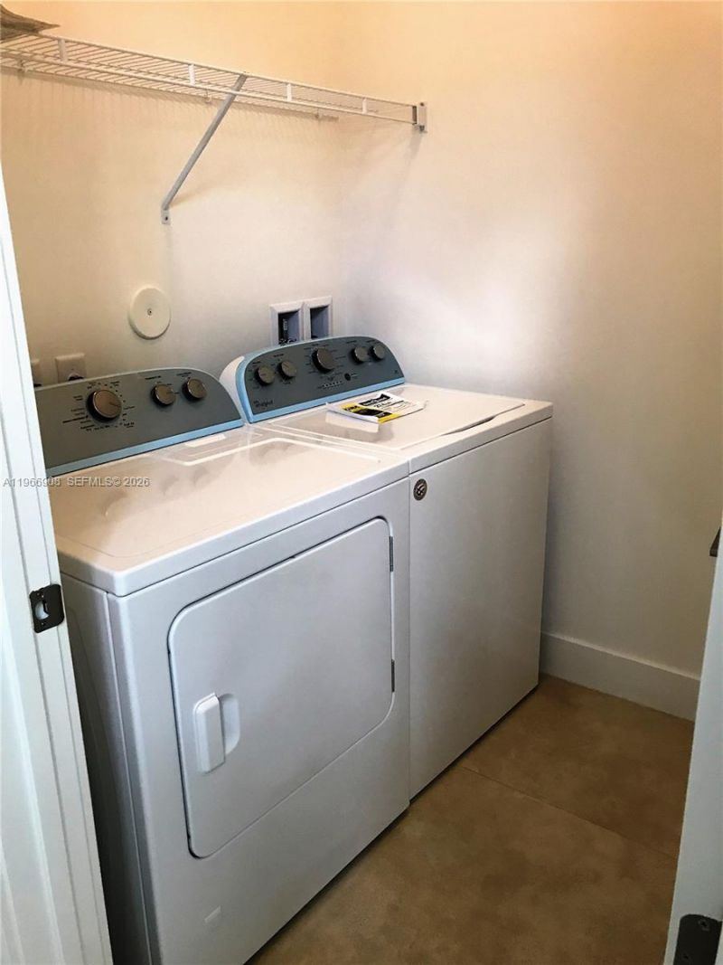 10055 NW 75th St , Doral, FL 33178 Photo