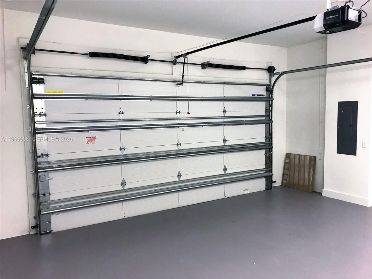 10055 NW 75th St , Doral, FL 33178 Photo