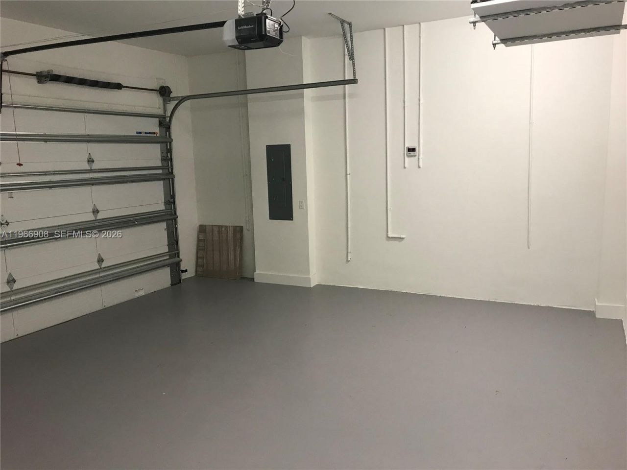 10055 NW 75th St , Doral, FL 33178 Photo