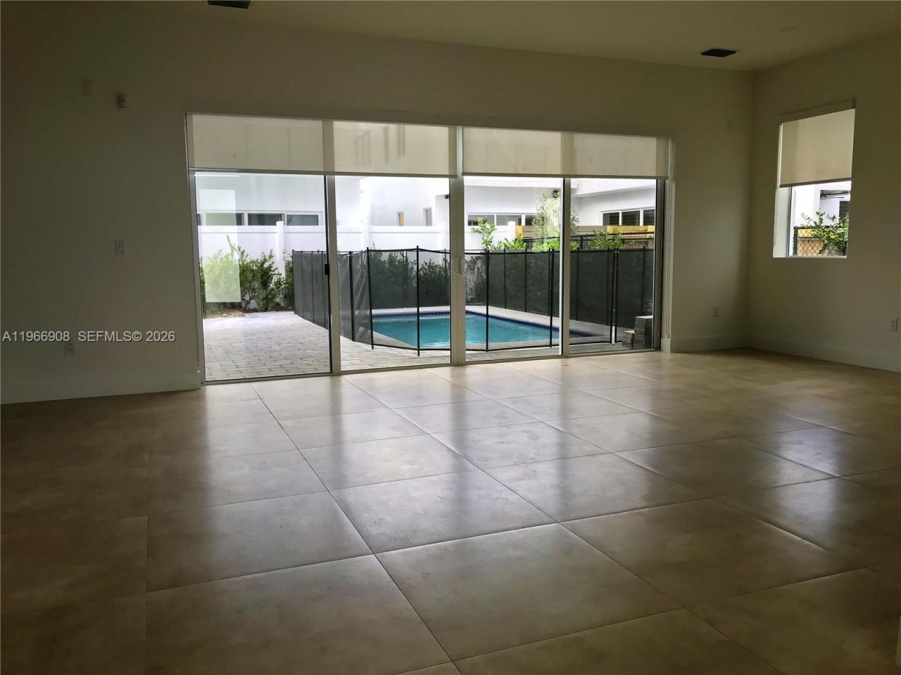 10055 NW 75th St , Doral, FL 33178 Photo