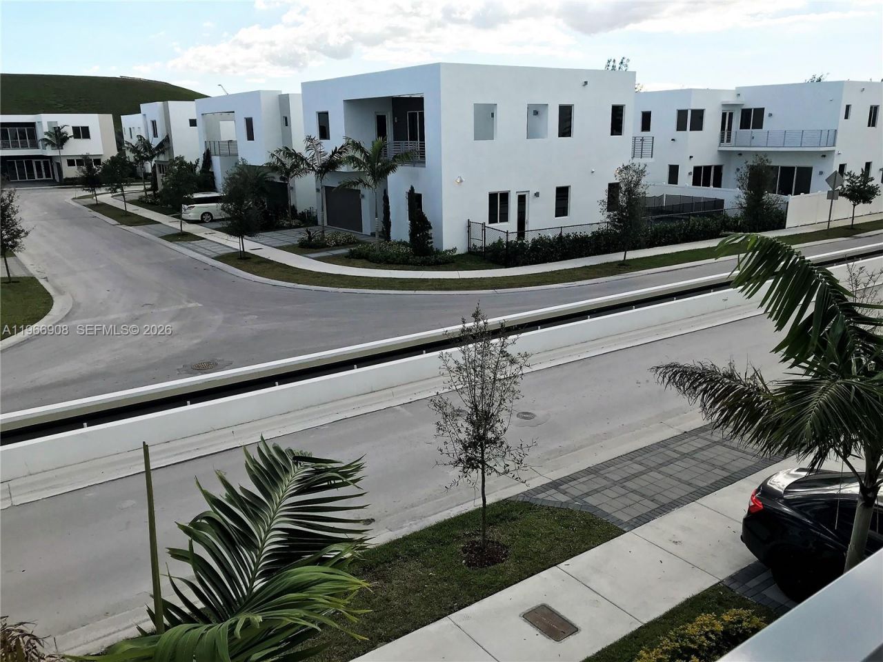 10055 NW 75th St , Doral, FL 33178 Photo