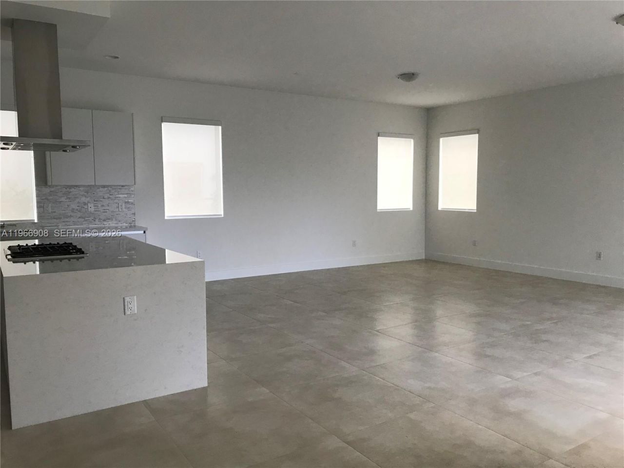 10055 NW 75th St , Doral, FL 33178 Photo