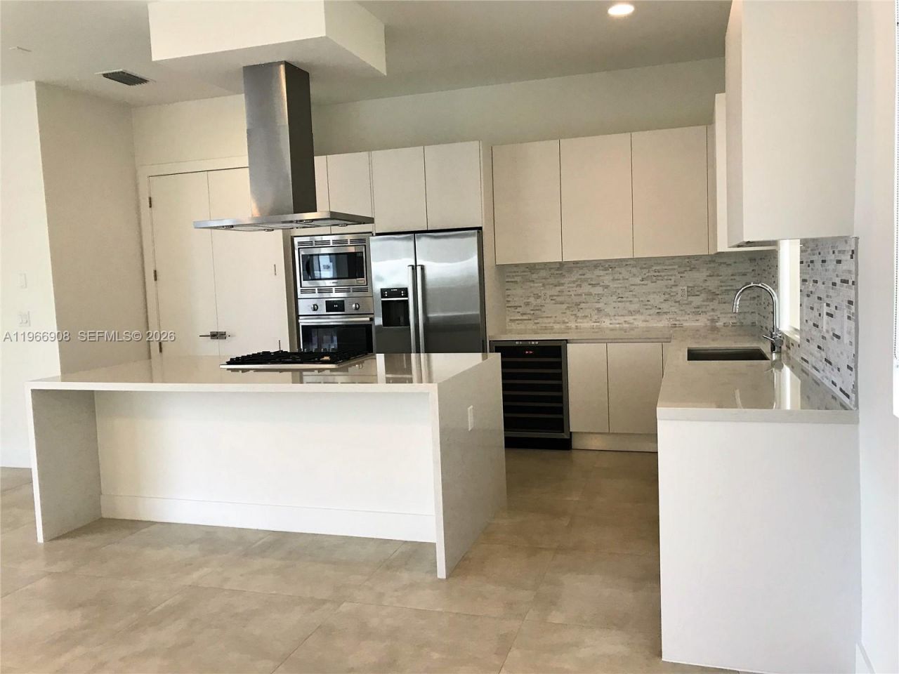 10055 NW 75th St , Doral, FL 33178 Photo