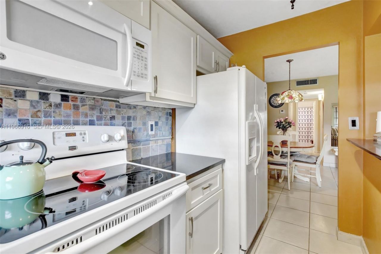 5300 Washington St, Unit G127, Hollywood, FL 33021 Photo