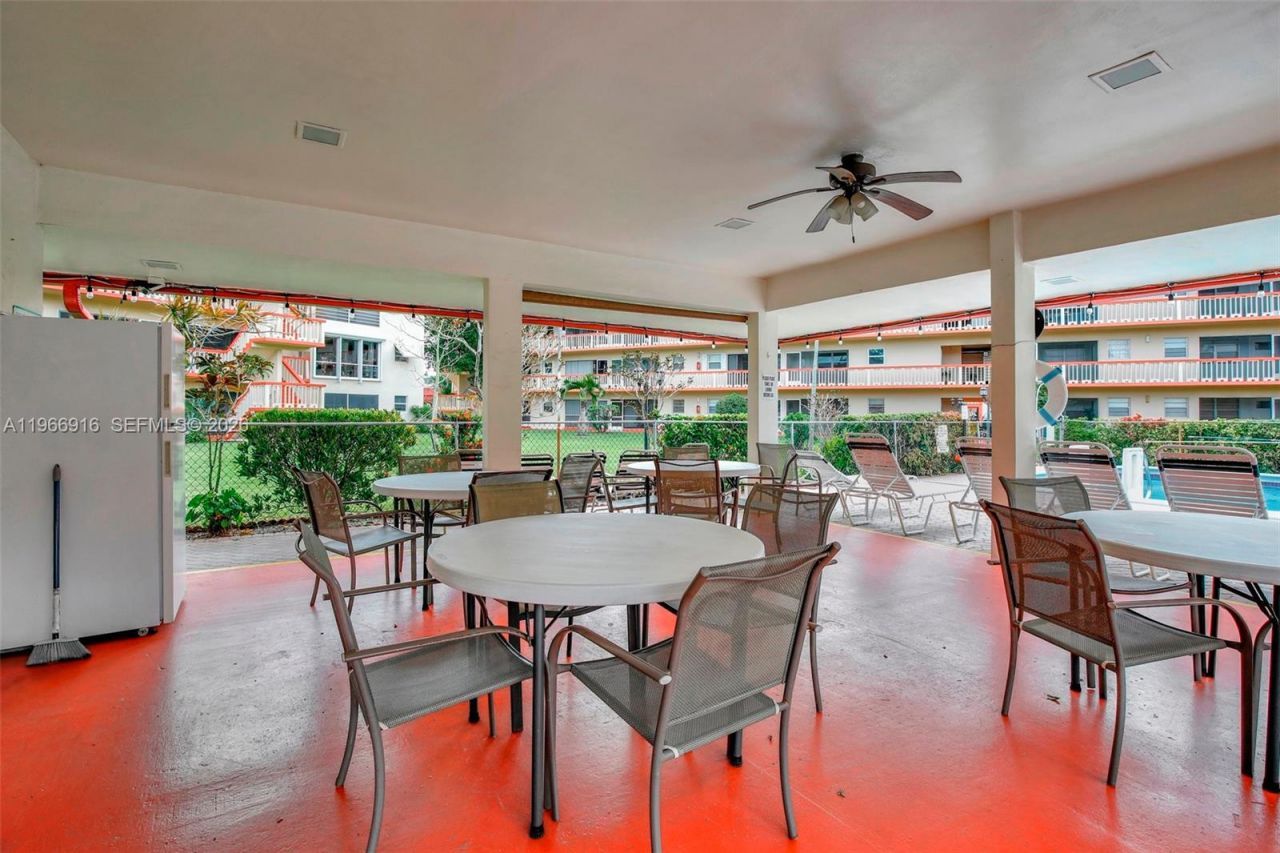5300 Washington St, Unit G127, Hollywood, FL 33021 Photo