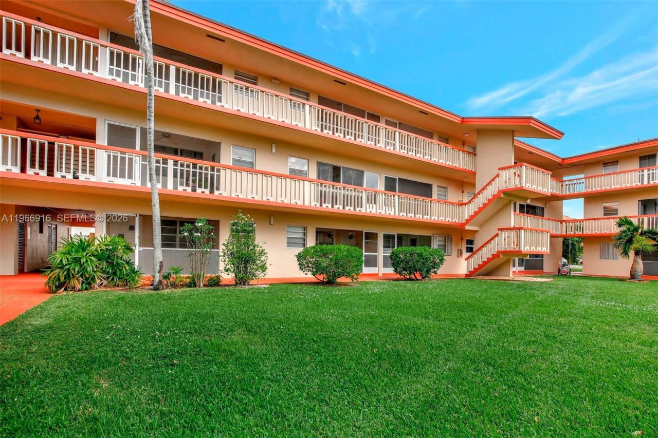 5300 Washington St, Unit G127, Hollywood, FL 33021 Photo