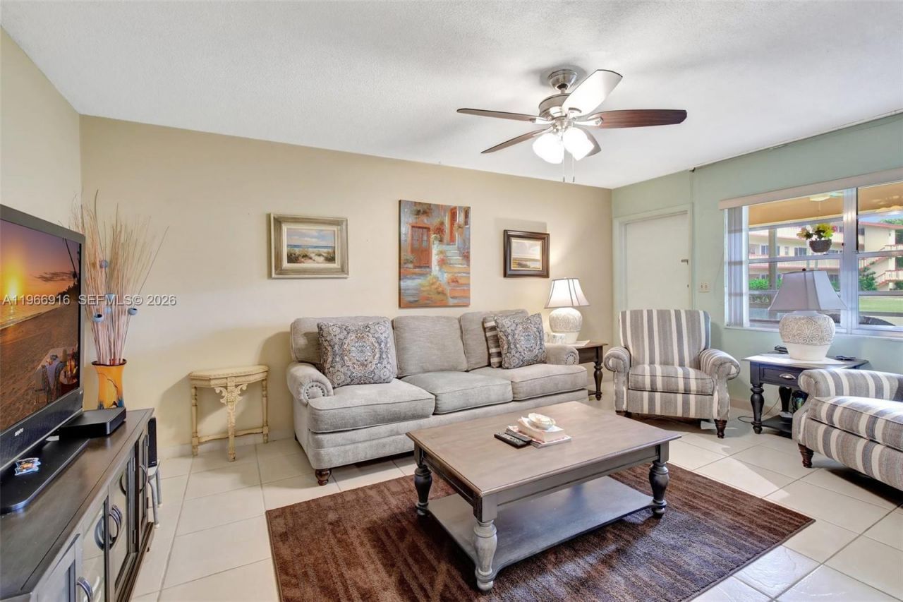 5300 Washington St, Unit G127, Hollywood, FL 33021 Photo