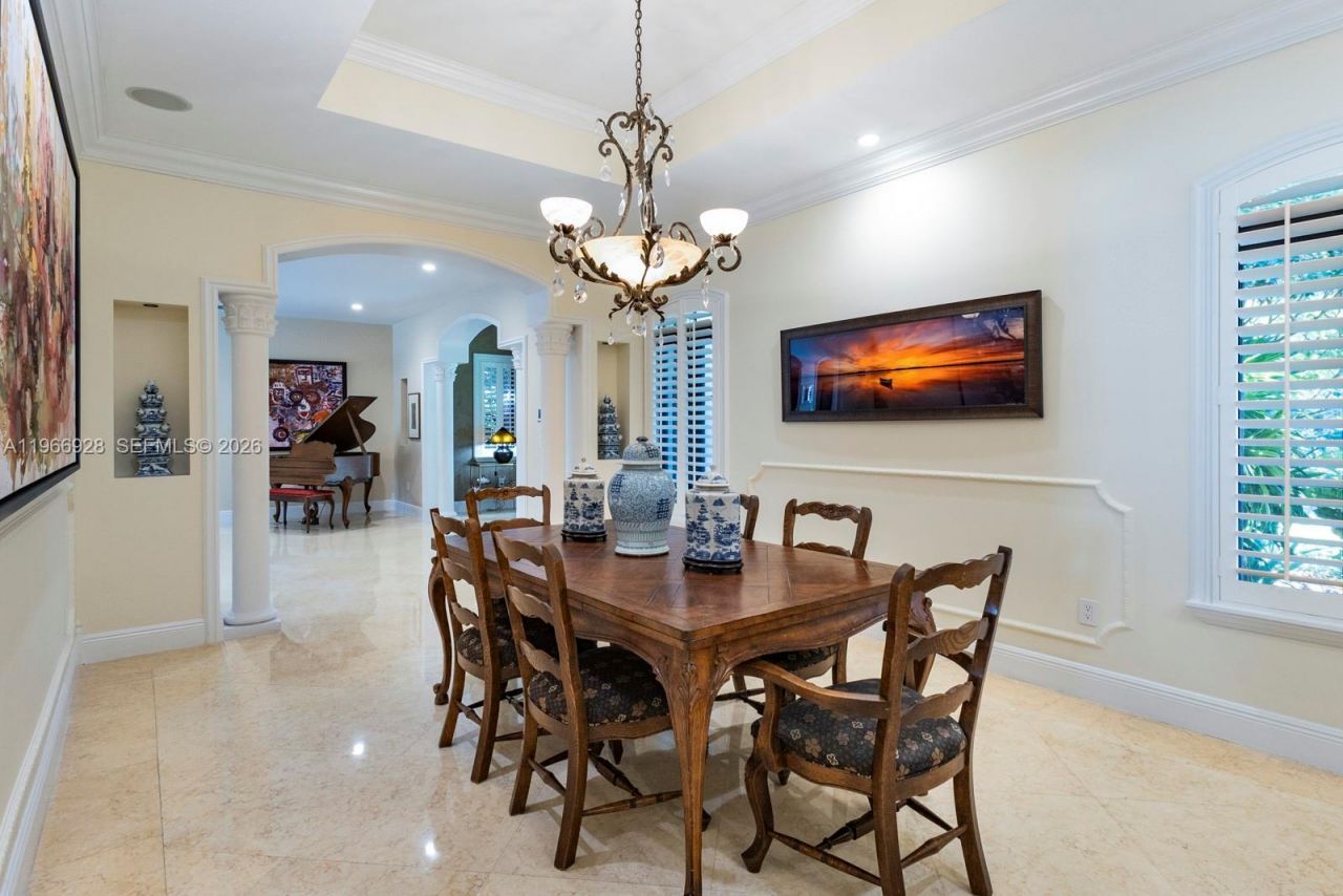 10601 SW 72nd Ct, Pinecrest, FL 33156 Photo