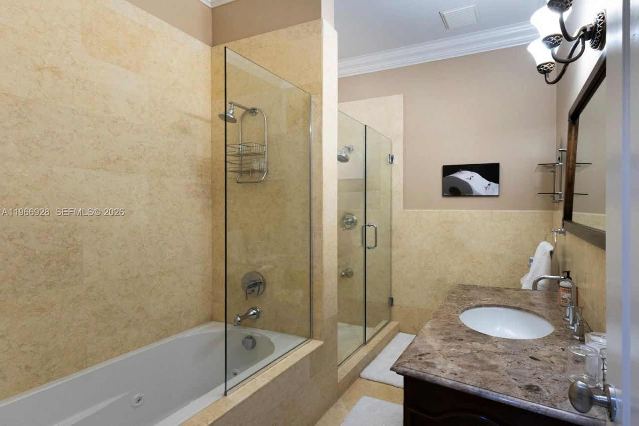 10601 SW 72nd Ct, Pinecrest, FL 33156 Photo