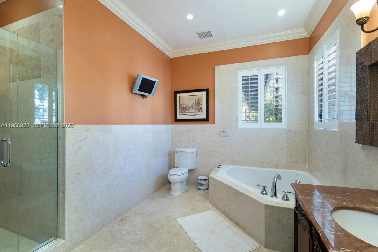 10601 SW 72nd Ct, Pinecrest, FL 33156 Photo