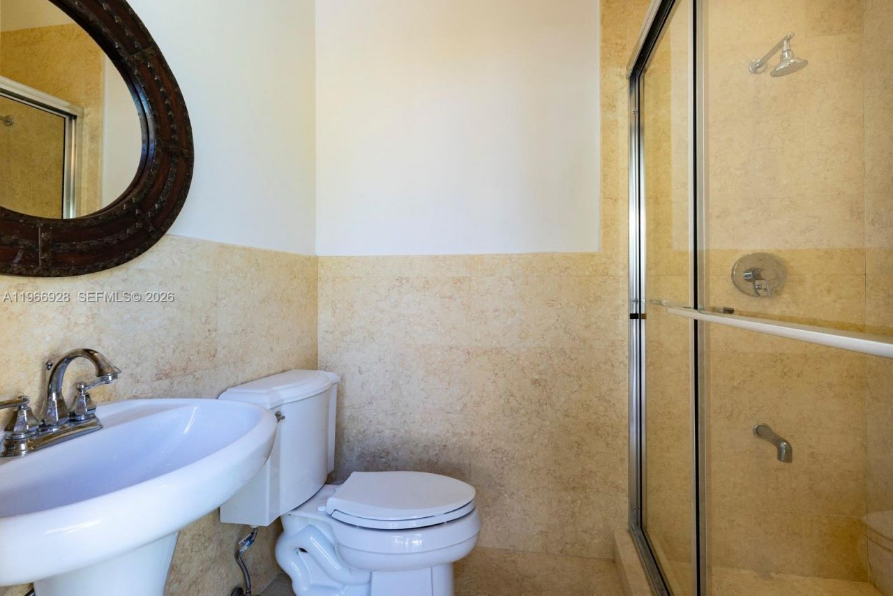 10601 SW 72nd Ct, Pinecrest, FL 33156 Photo