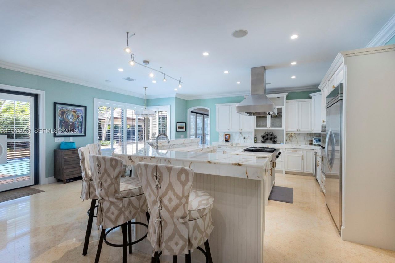 10601 SW 72nd Ct, Pinecrest, FL 33156 Photo