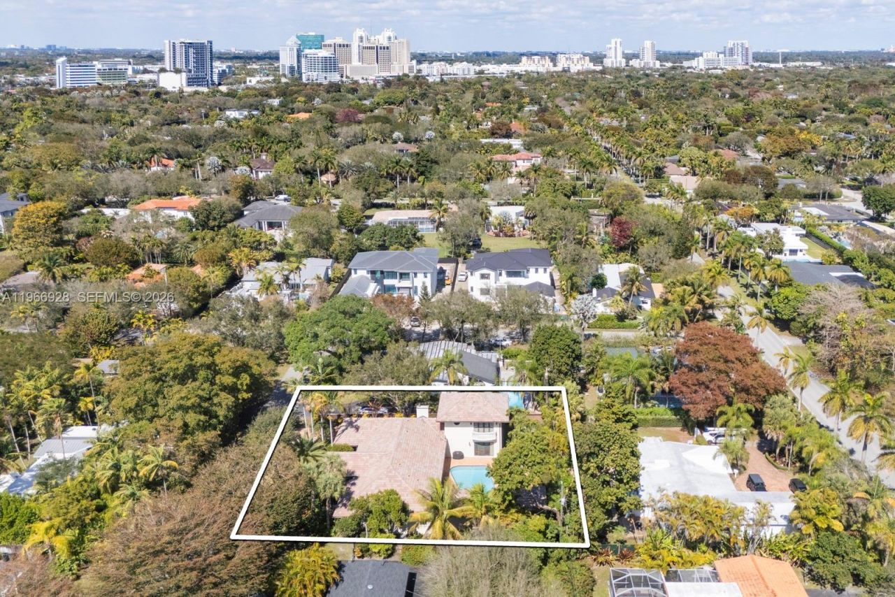 10601 SW 72nd Ct, Pinecrest, FL 33156 Photo