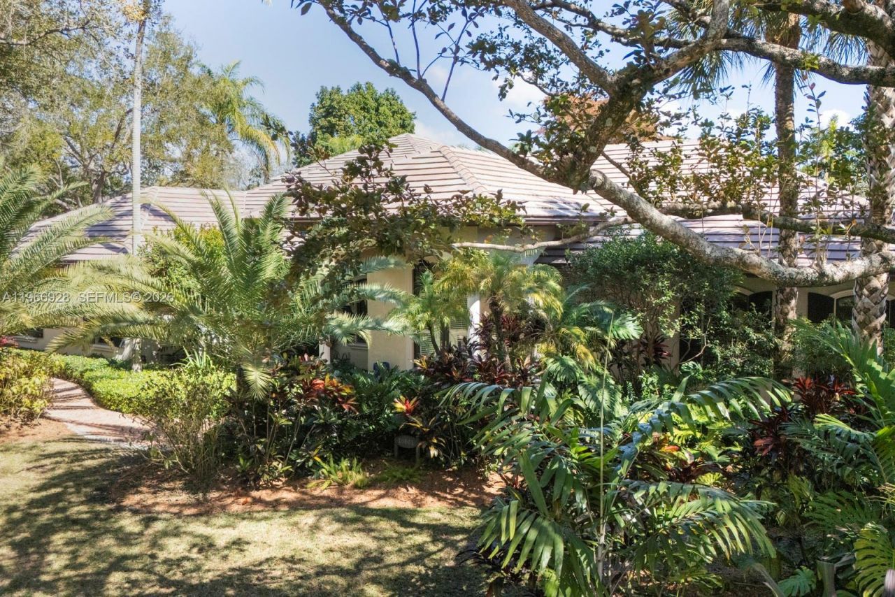 10601 SW 72nd Ct, Pinecrest, FL 33156 Photo