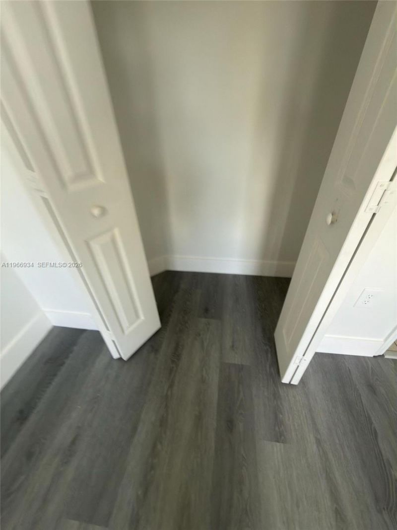 930 NE 34th Ave , Unit 201, Homestead, FL 33033 Photo