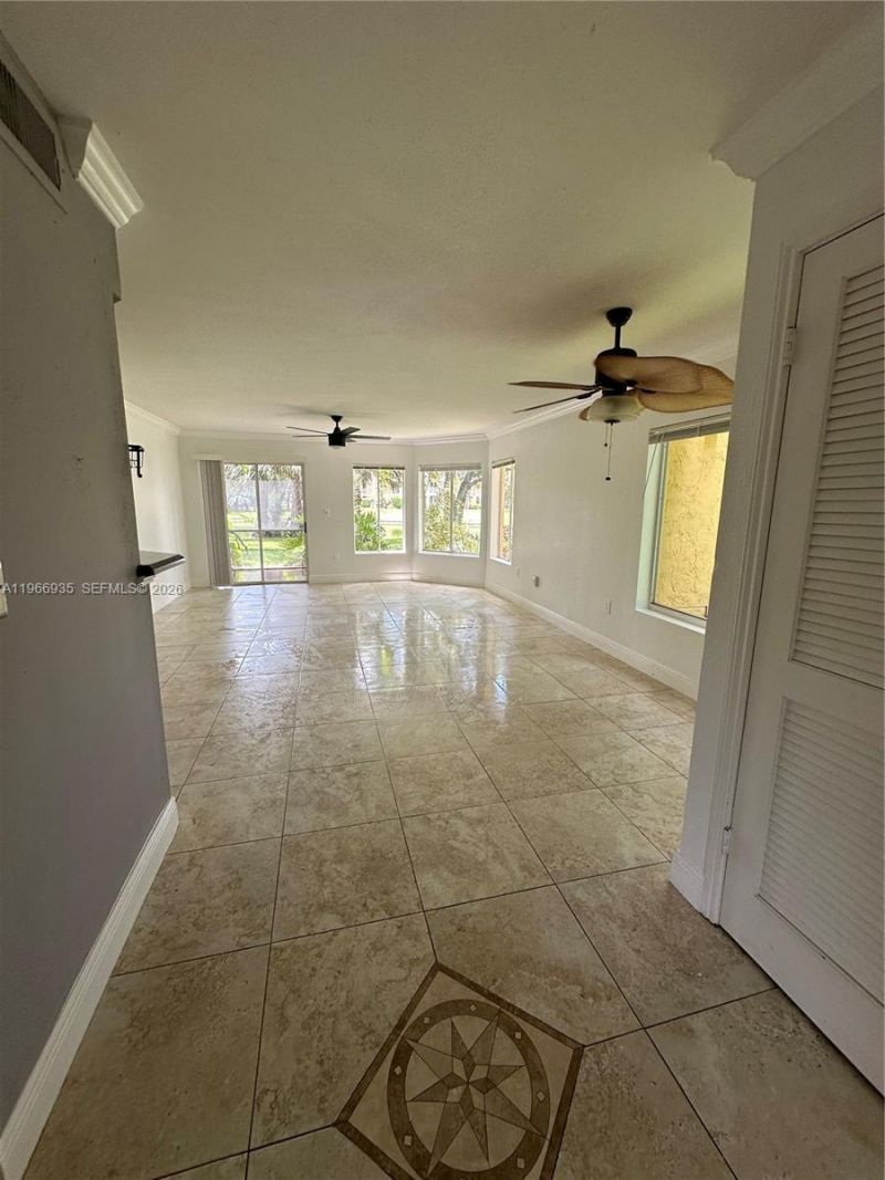 2485 NW 33rd St , Unit 1606, Oakland Park, FL 33309 Photo