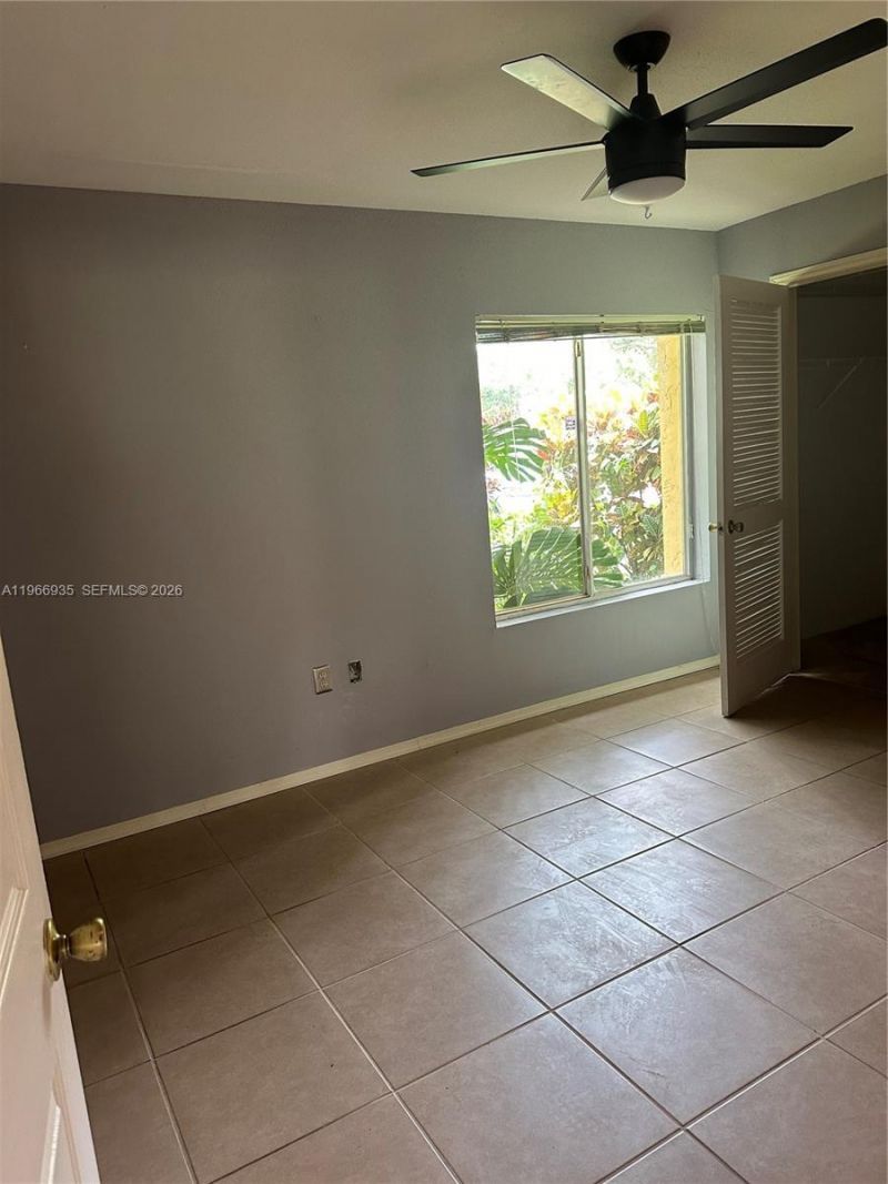 2485 NW 33rd St , Unit 1606, Oakland Park, FL 33309 Photo