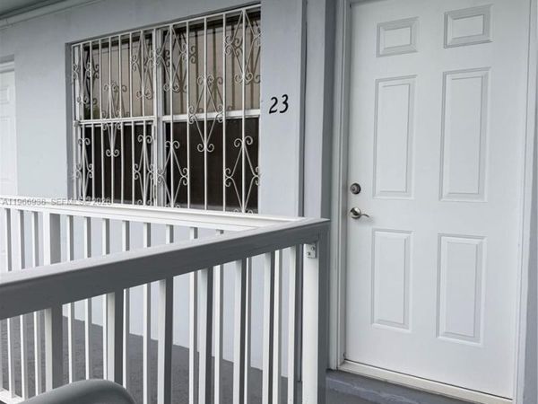 4550 SW 67th Ave, Unit 23, Miami, FL 33155