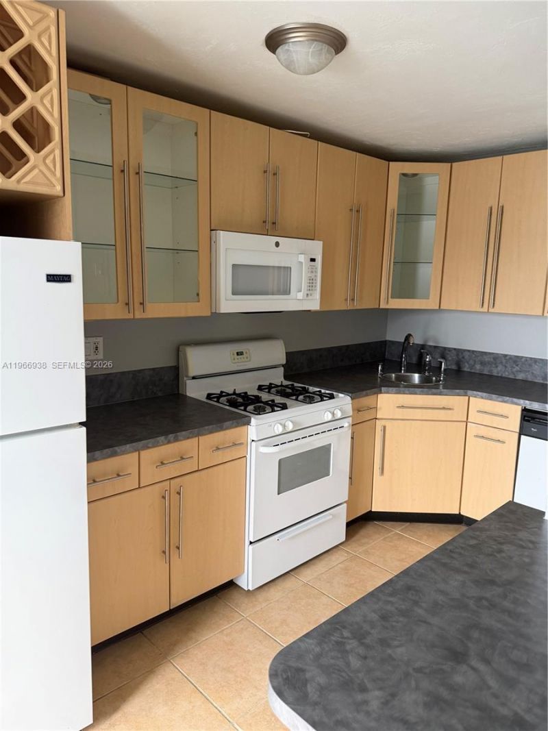 4550 SW 67th Ave, Unit 23, Miami, FL 33155 Photo