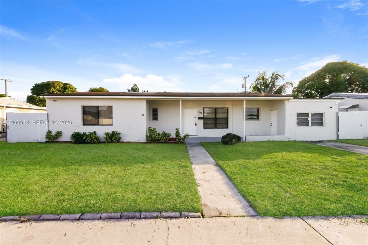 3010 NW 187th St, Miami Gardens, FL 33056 Main Photo