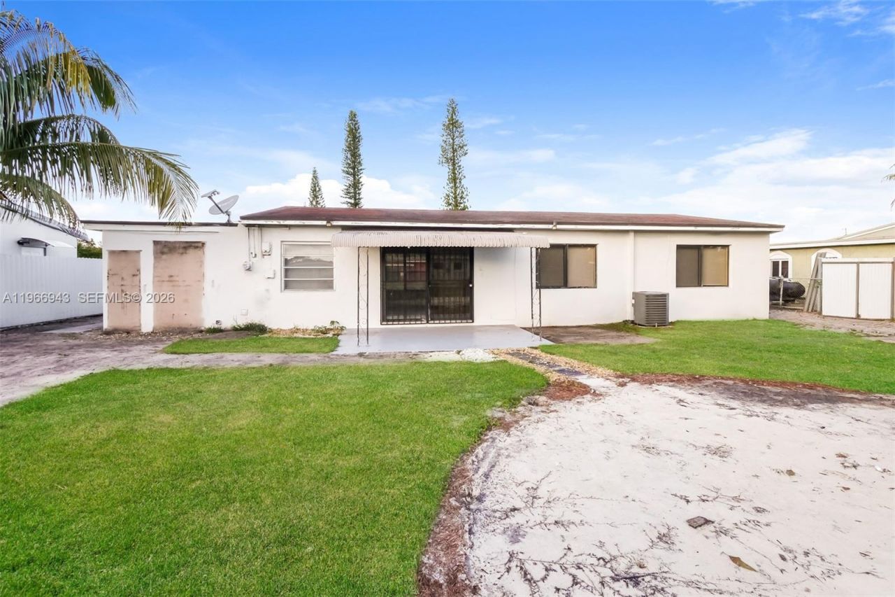 3010 NW 187th St, Miami Gardens, FL 33056 Photo