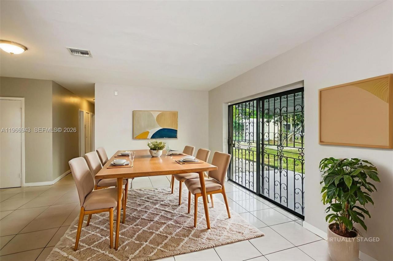 3010 NW 187th St, Miami Gardens, FL 33056 Photo