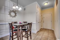 2041 Silvercrest Dr.  photo 4