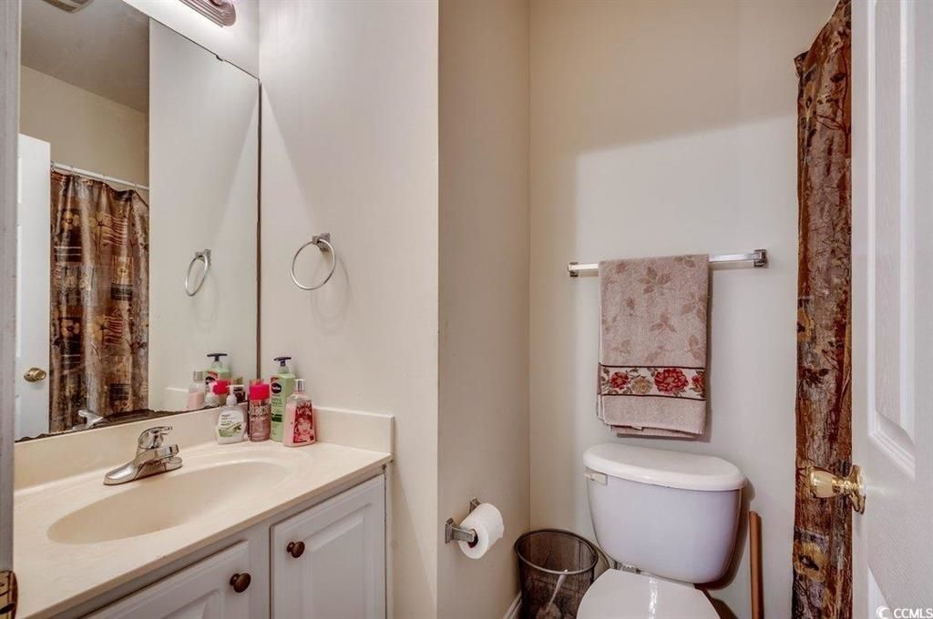 2041 Silvercrest Dr.  Photo 6