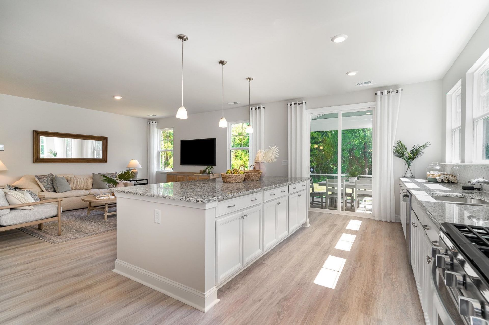 156 Bjorn Way Photo 6