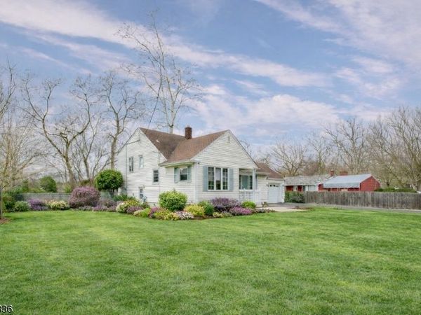 499 Old Stage Rd, Spotswood, NJ 08884