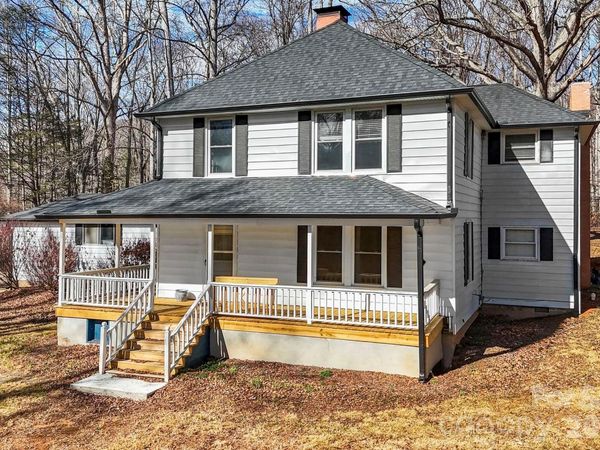 42 Old Patton Hill Road, Swannanoa, NC 28778