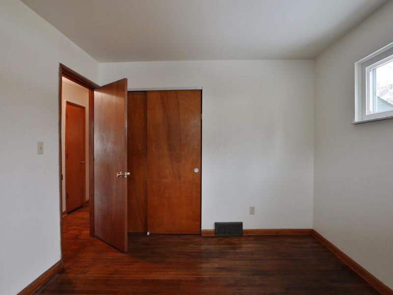 1046 Northridge Road, Columbus, OH 43224 Photo 26