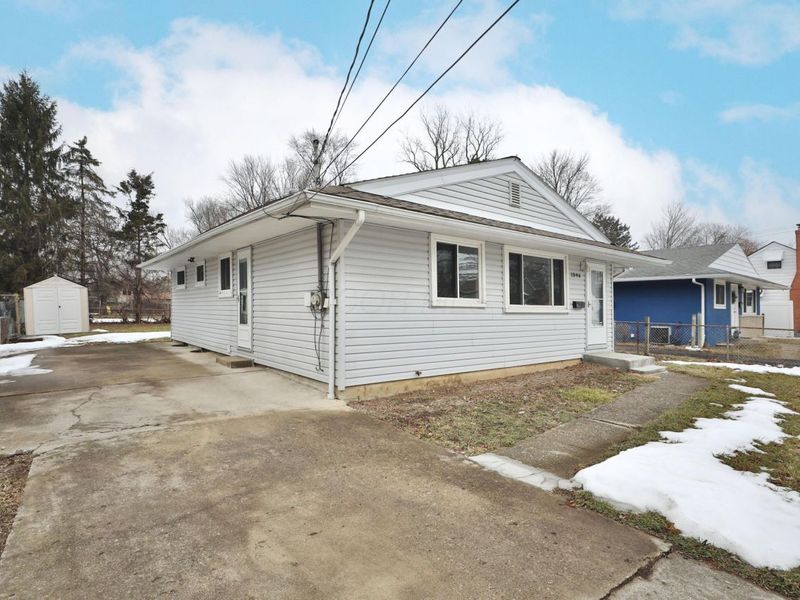 1046 Northridge Road, Columbus, OH 43224 Photo 3